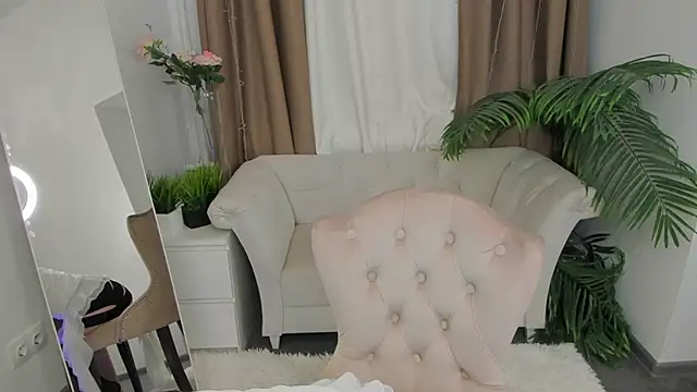 Snapshot of _Molly_Coy_ chatting on March 2026 07:35:02 AM Molly Coy online show from March 2026 07:35:02 AM