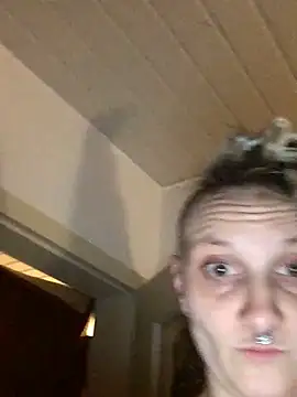 Snapshot of JuelzimLoch chatting on March 2026 01:11:02 AM JuelzimLoch online show from March 2026 01:11:02 AM