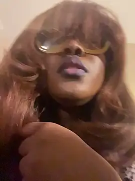 MadameXtasy online show from February 2026 06:01:02 AM