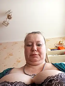 KiraStanton online show from May 2026 11:49:01 AM