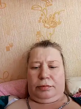 KiraStanton online show from May 2026 01:49:02 PM