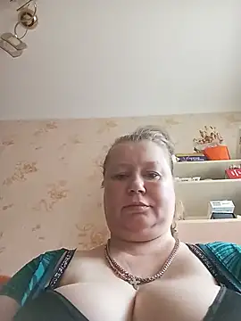 Snapshot of KiraStanton chatting on June 2026 04:12:01 PM KiraStanton online show from June 2026 04:12:01 PM