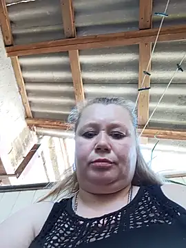 Snapshot of KiraStanton chatting on June 2026 12:24:02 PM KiraStanton online show from June 2026 12:24:02 PM
