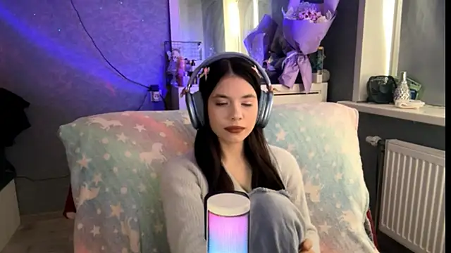 Snapshot of RoxanaSanos chatting on February 2026 10:27:01 AM RoxanaSanos online show from February 2026 10:27:01 AM