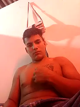 Snapshot of la_j_de_locuras chatting on February 2026 01:18:02 AM la j de locuras online show from February 2026 01:18:02 AM