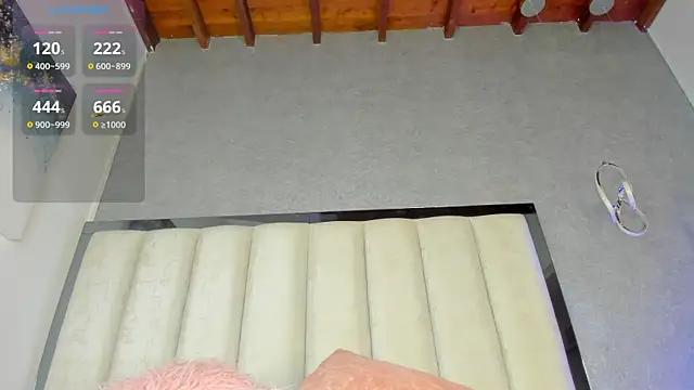 Ambarr Moon  online show from April 2026 05:32:02 PM