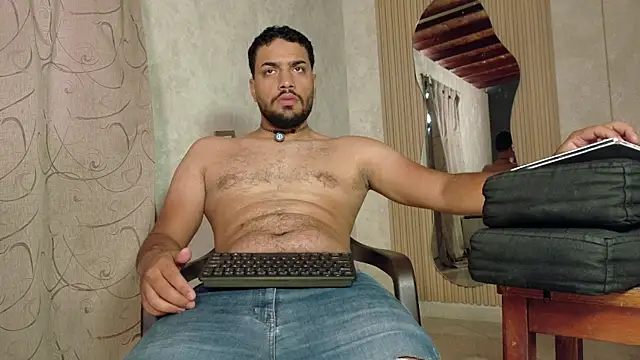 Snapshot of Raymond_Smith_ chatting on February 2026 01:22:02 PM Raymond Smith online show from February 2026 01:22:02 PM