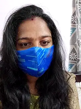 Shaliniqueen online show from June 2026 02:58:01 AM
