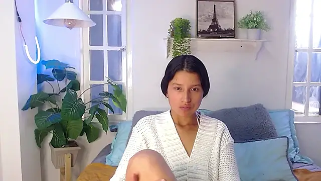 milk chloe  online show from March 2026 01:39:01 PM