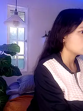 milk chloe  online show from April 2026 01:12:02 PM