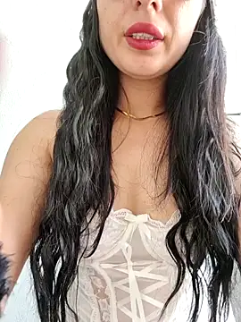 halii21 online show from May 2026 11:59:01 AM