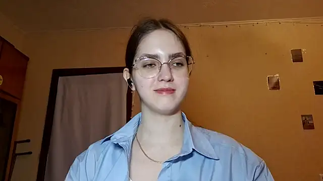 Katelemon online show from April 2026 11:25:01 AM