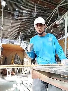 kaloumario online show from April 2026 08:23:01 PM