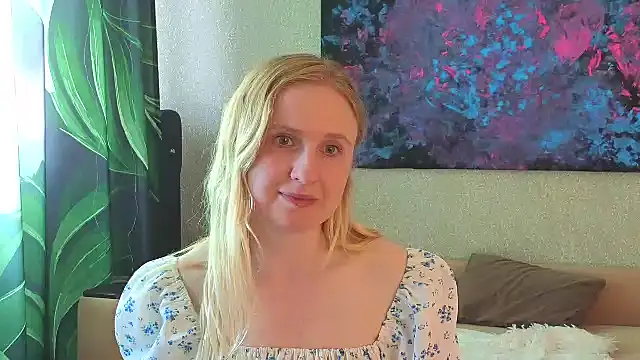Lanavi Smile online show from June 2026 06:18:01 AM