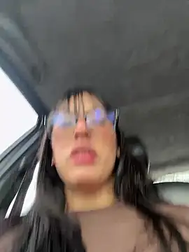 Snapshot of susi_chimm chatting on June 2026 12:33:01 PM susi chimm online show from June 2026 12:33:01 PM