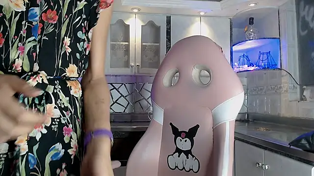 Snapshot of CrisOzzz chatting on March 2026 05:50:01 PM CrisOzzz online show from March 2026 05:50:01 PM