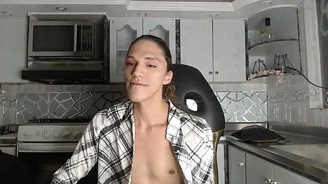 Snapshot of CrisOzzz chatting on April 2026 11:48:01 PM CrisOzzz online show from April 2026 11:48:01 PM