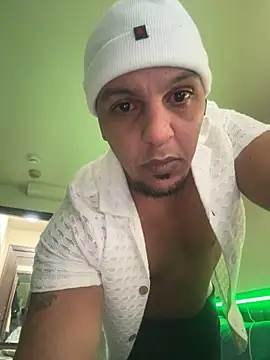 Luyandowt online show from February 2026 09:14:02 PM