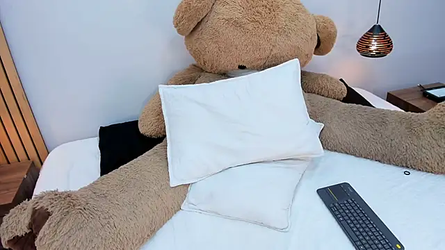 Snapshot of SusiMendez chatting on March 2026 02:04:02 AM SusiMendez online show from March 2026 02:04:02 AM