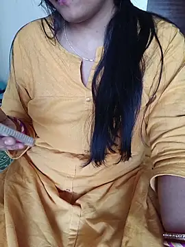 Queenlipx online show from May 2026 08:42:02 AM
