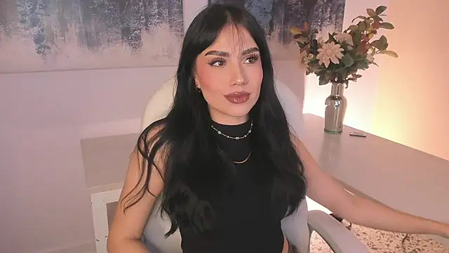 Snapshot of AlmaBlaze chatting on July 2026 04:50:01 PM AlmaBlaze online show from July 2026 04:50:01 PM