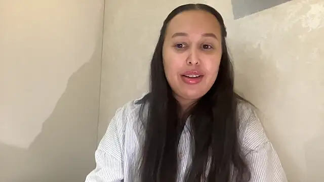 Snapshot of Dana_005 chatting on March 2026 08:49:03 PM Dana 005 online show from March 2026 08:49:03 PM