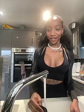 Snapshot of MississippiBabee chatting on February 2026 08:45:01 AM MississippiBabee online show from February 2026 08:45:01 AM