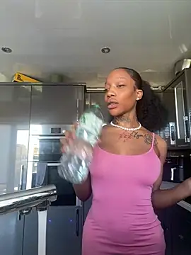 Snapshot of MississippiBabee chatting on April 2026 09:43:01 AM MississippiBabee online show from April 2026 09:43:01 AM