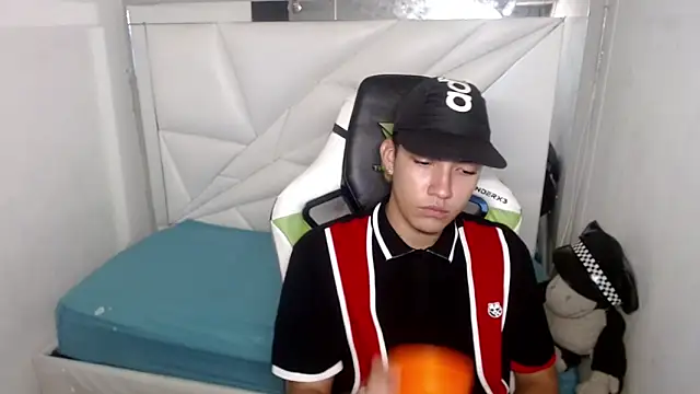 Street poemm  online show from February 2026 03:51:02 AM