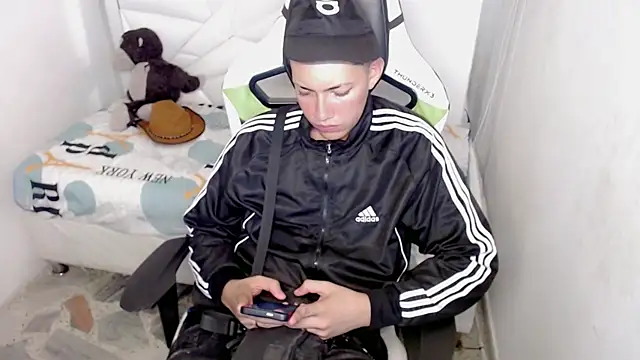 Street poemm  online show from March 2026 03:35:02 AM