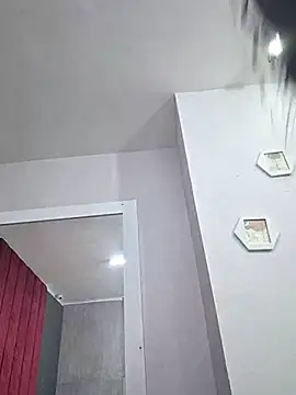 Snapshot of Allice_Evens chatting on May 2026 01:47:02 AM Allice Evens online show from May 2026 01:47:02 AM