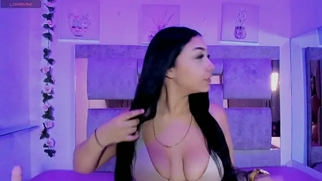 Iris Black online show from March 2026 01:28:02 PM