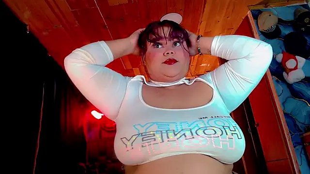 NikollThoms online show from April 2026 12:18:01 PM