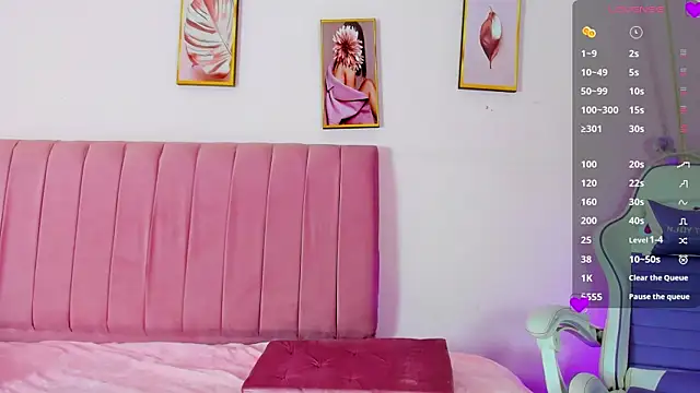 Zoow bluussh online show from March 2026 12:05:03 PM