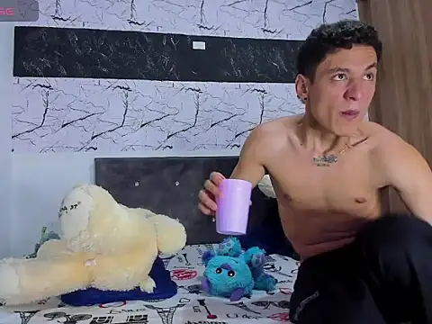 Snapshot of britney_london_xxx chatting on March 2026 03:14:02 AM britney london xxx online show from March 2026 03:14:02 AM