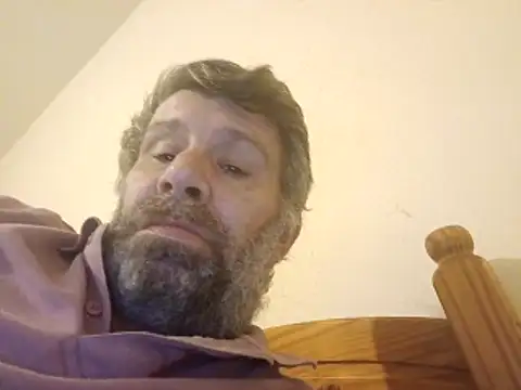 stud2512 online show from February 2026 11:25:02 PM