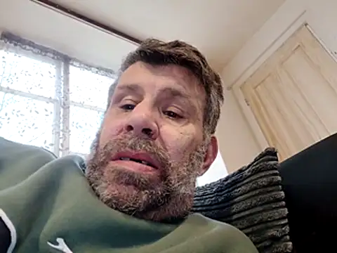 stud2512 online show from April 2026 04:18:01 PM