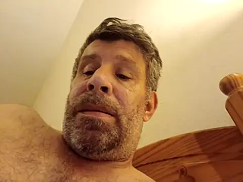 stud2512 online show from April 2026 11:51:02 PM