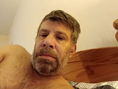 stud2512 online show from April 2026 06:40:01 AM