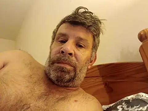 stud2512 online show from April 2026 09:08:01 PM