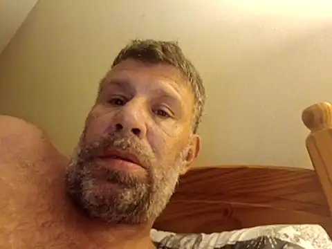 stud2512 online show from May 2026 05:47:01 AM