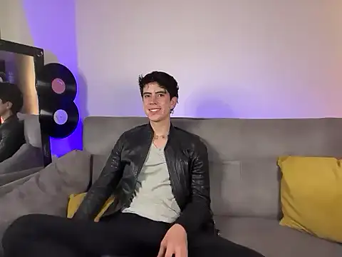 Snapshot of Stolas_ying chatting on March 2026 09:11:01 PM Stolas ying online show from March 2026 09:11:01 PM