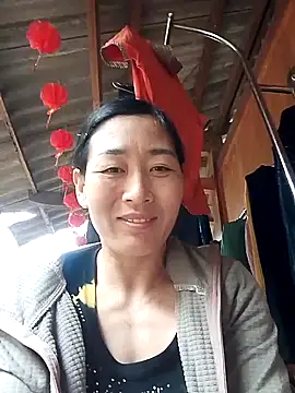 Snapshot of lris-Beauty77 chatting on February 2026 02:45:02 AM lris-Beauty77 online show from February 2026 02:45:02 AM