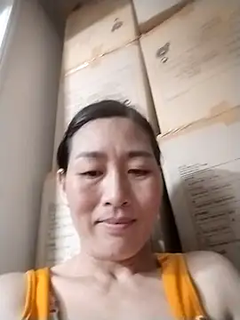 Snapshot of lris-Beauty77 chatting on March 2026 03:01:01 PM lris-Beauty77 online show from March 2026 03:01:01 PM