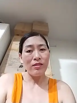 lris-Beauty77 online show from April 2026 02:48:01 PM