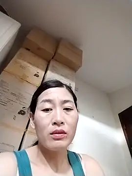 lris-Beauty77 online show from May 2026 08:58:01 PM