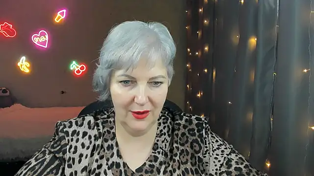 Snapshot of Mary-Leee chatting on March 2026 07:05:01 AM Mary-Leee online show from March 2026 07:05:01 AM