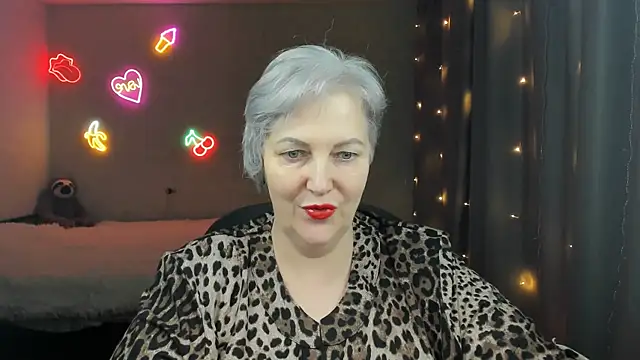 Snapshot of Mary-Leee chatting on March 2026 05:40:01 PM Mary-Leee online show from March 2026 05:40:01 PM