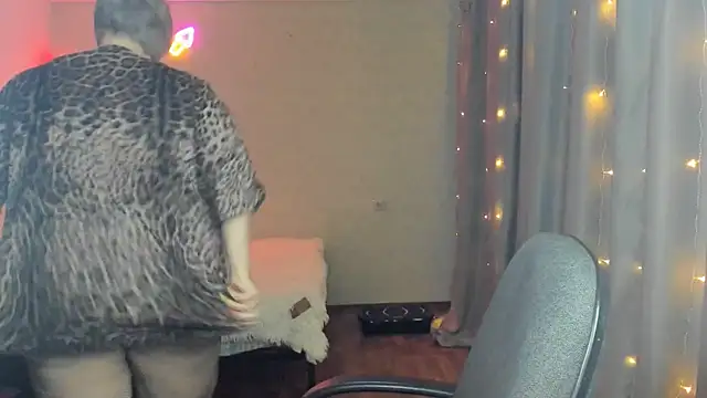 Snapshot of Mary-Leee chatting on March 2026 06:52:02 AM Mary-Leee online show from March 2026 06:52:02 AM