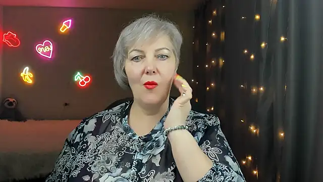 Snapshot of Mary-Leee chatting on March 2026 08:30:01 AM Mary-Leee online show from March 2026 08:30:01 AM